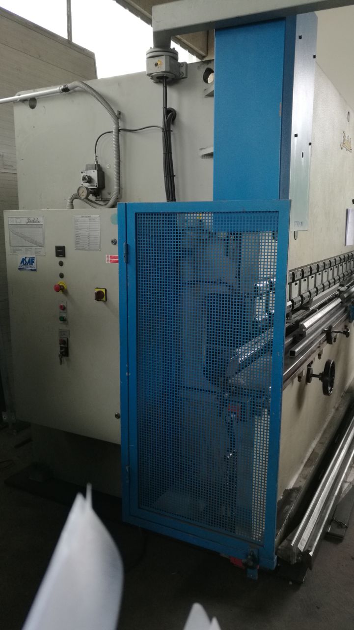 Press Brake Baykal 4100 x 180 ton anno 2001 GROUP S.R.L.